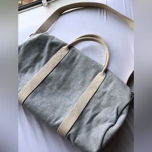 Brandy Melville Duffle💖